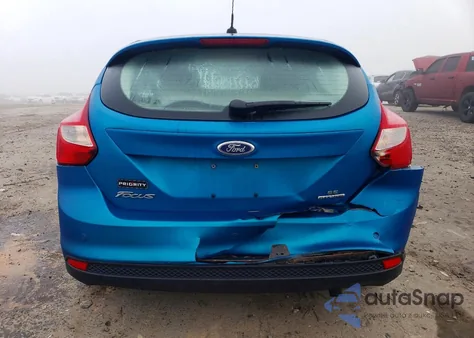 2014 Ford Focus Se из США, поврежденный, VIN 1FADP3K21EL166200